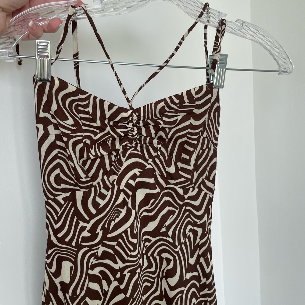 Abercrombie and Fitch, brown and white maxi dress summer vacation wedding guest